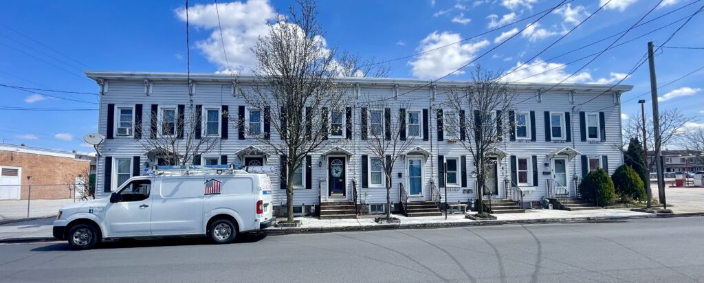 The 6-unit complex that my townhouse is a part of